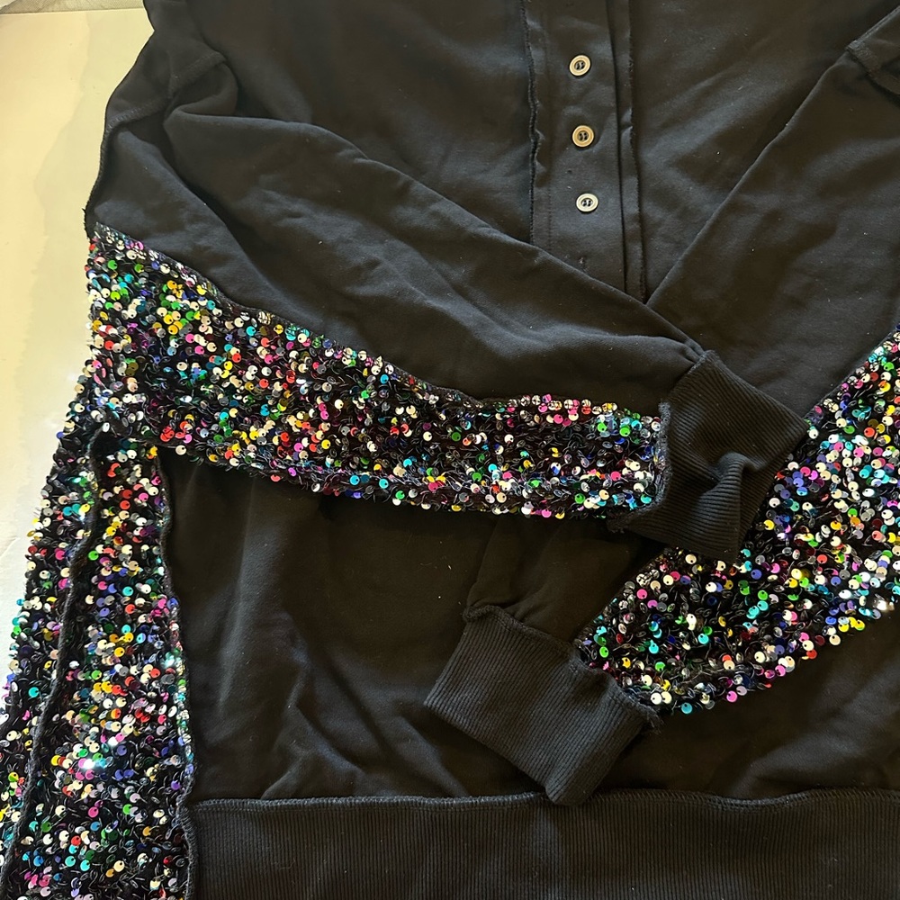 Women’s glitter Henley shirt